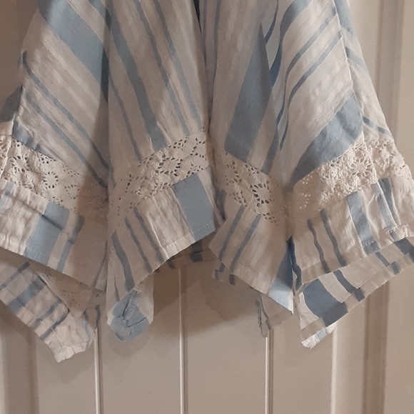 TOMMY BAHAMA 6 - 9 most Blue and White Lace & Embroidered Dresd - Picture 5 of 11